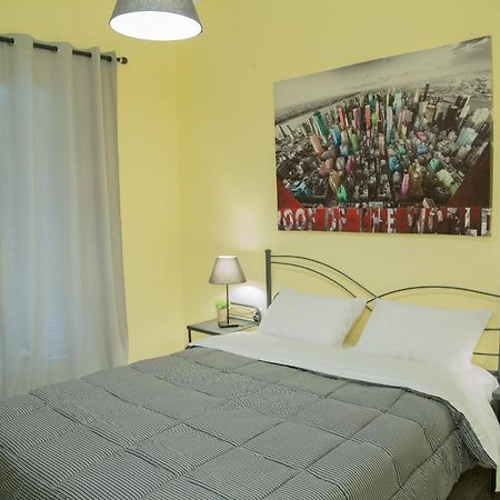 Appartamento Cozy Renovated Flat In Koukaki Atene Esterno foto