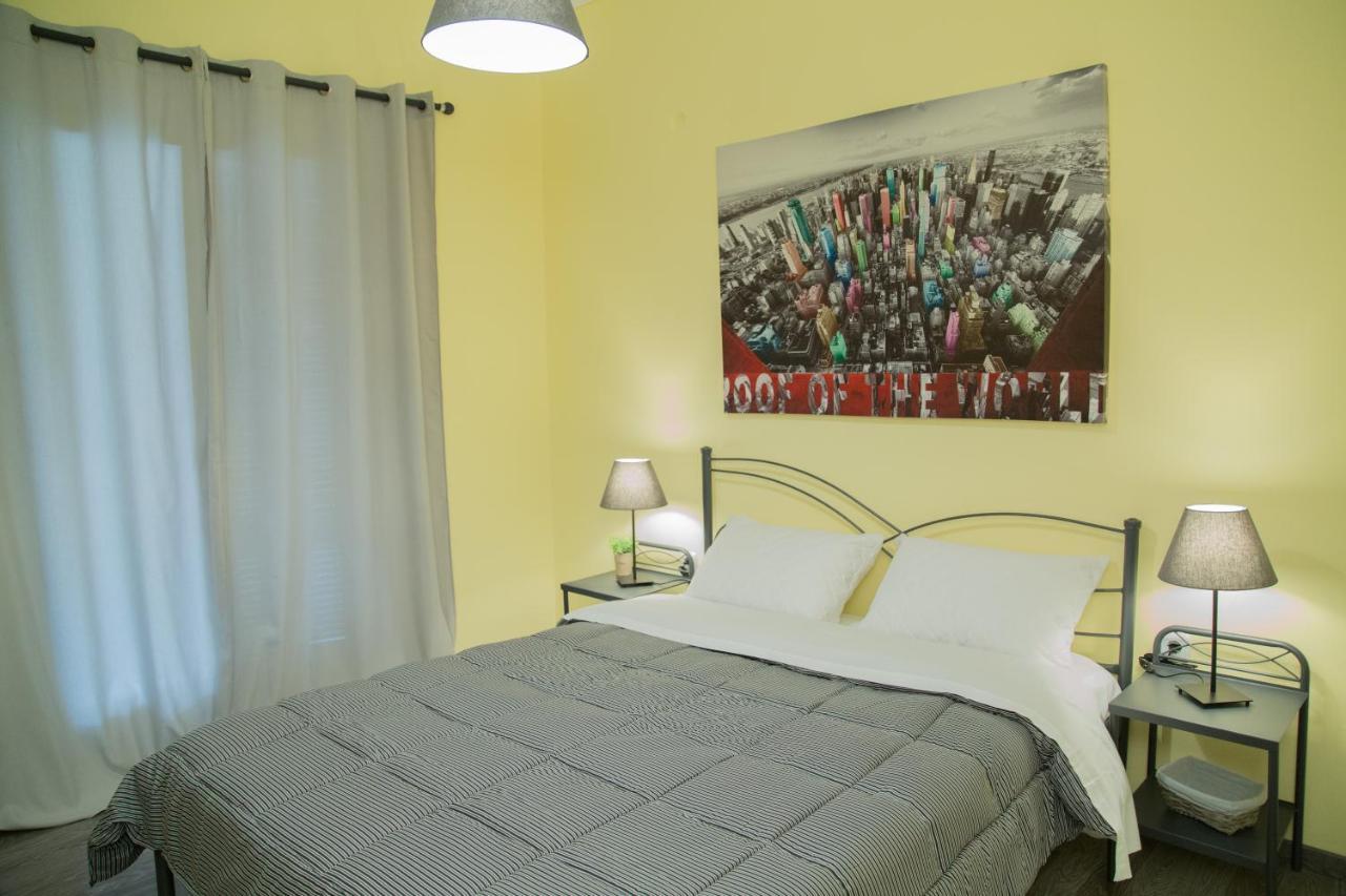 Appartamento Cozy Renovated Flat In Koukaki Atene Esterno foto