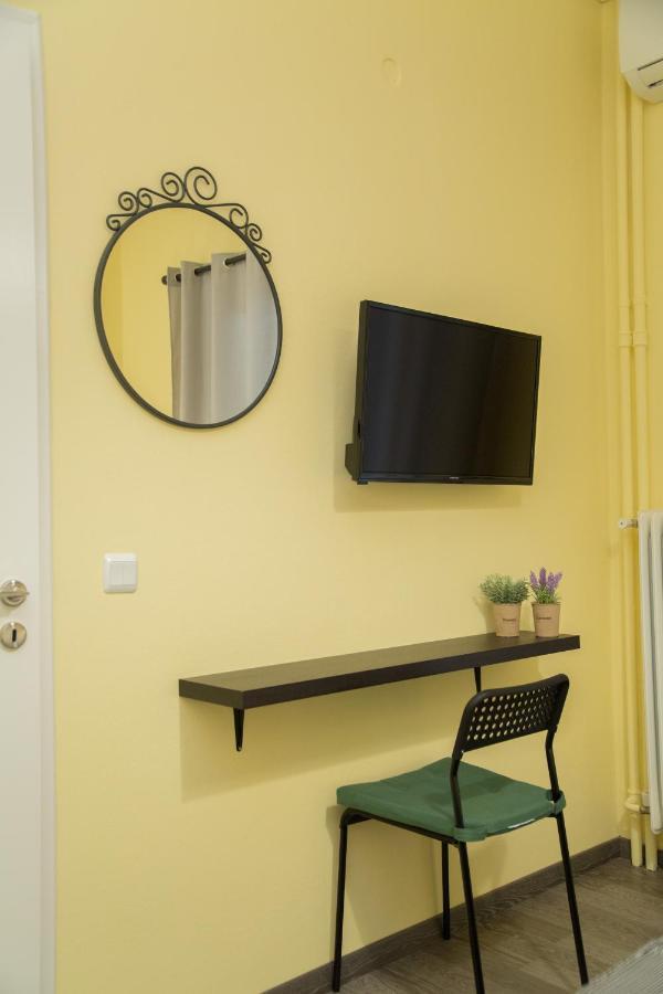Appartamento Cozy Renovated Flat In Koukaki Atene Esterno foto
