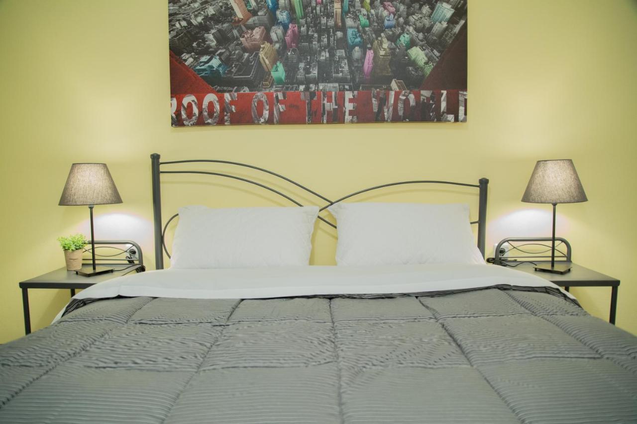 Appartamento Cozy Renovated Flat In Koukaki Atene Esterno foto