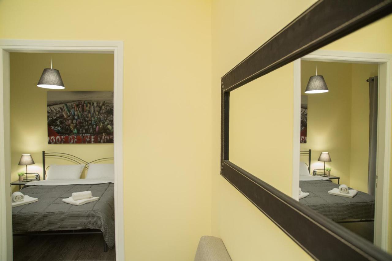 Appartamento Cozy Renovated Flat In Koukaki Atene Esterno foto